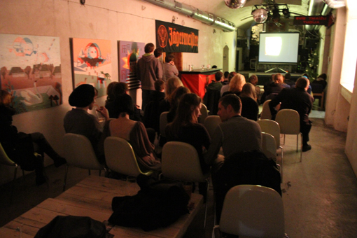 Snapshot of an audience in Latvia watching Robert on his Lunch Break in December of 2010.